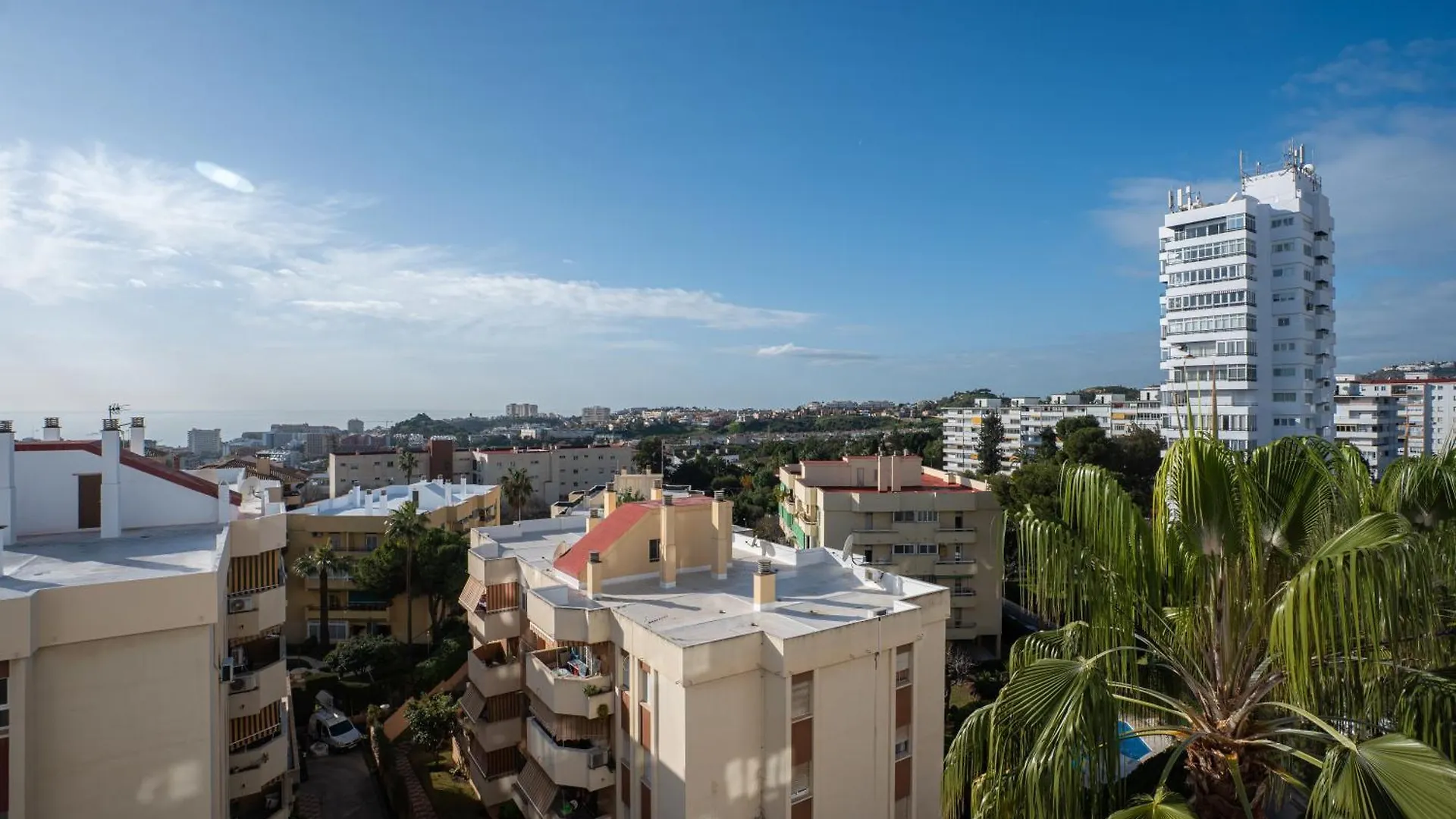 Tanzania Love Benalmádena 0*,  Hiszpania